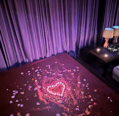 Индивидуалка Салон эротического массажа